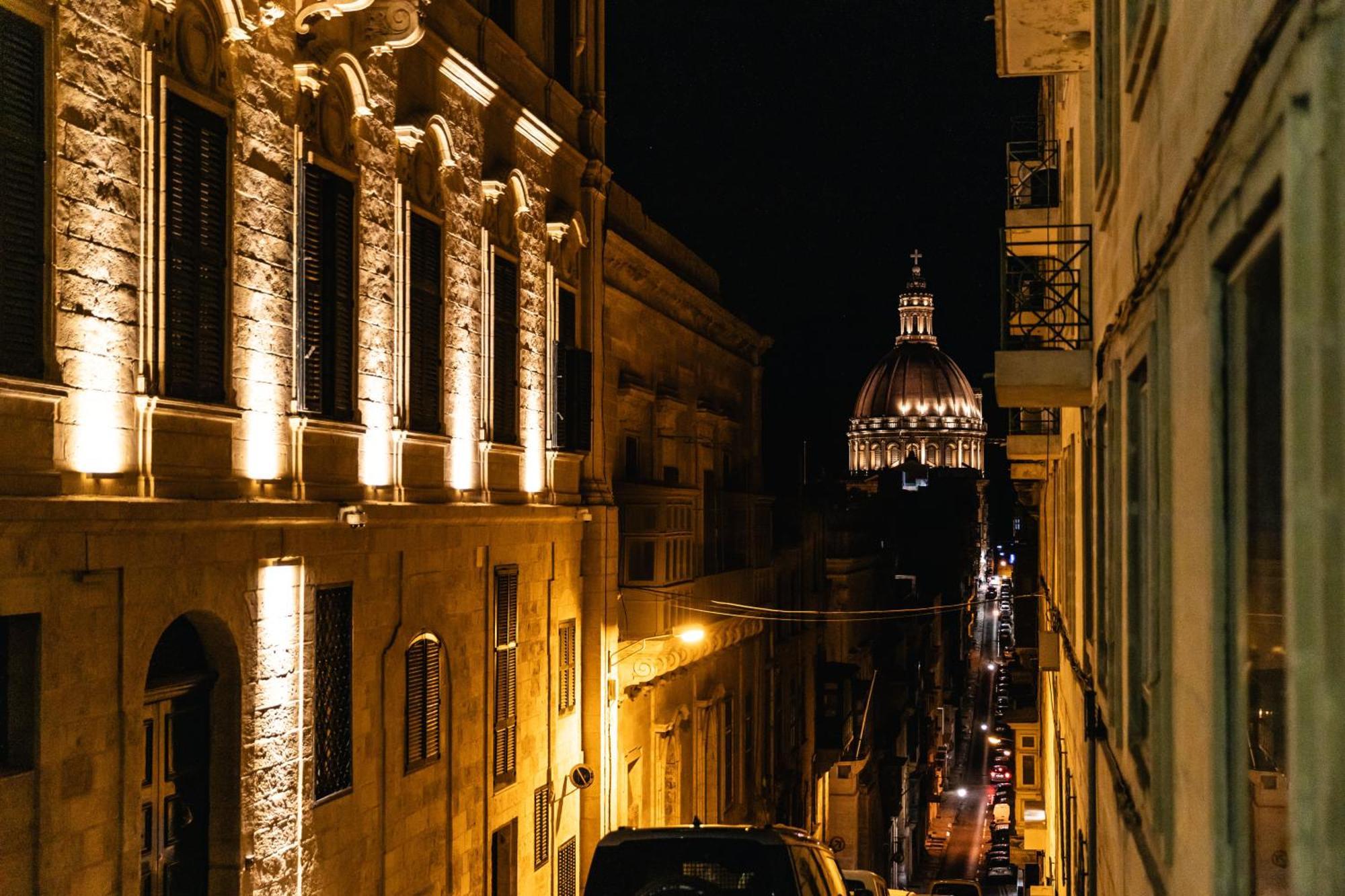Valletta Waterfront 2 Beds Flat By Arcobnb Floriana Exterior foto